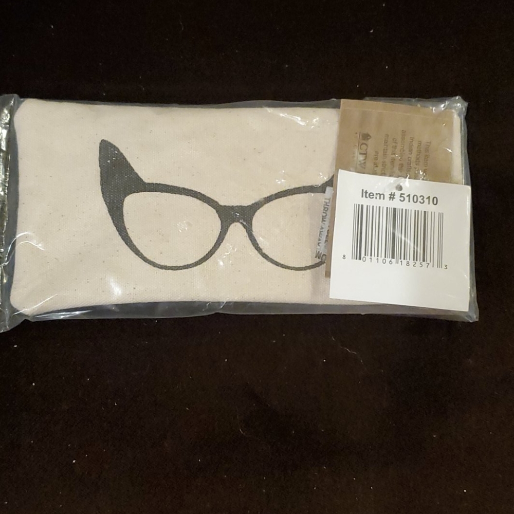 Eyeglass case